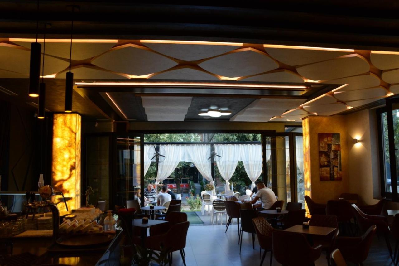 Royal Hotel Peshkopi Albania Exterior photo